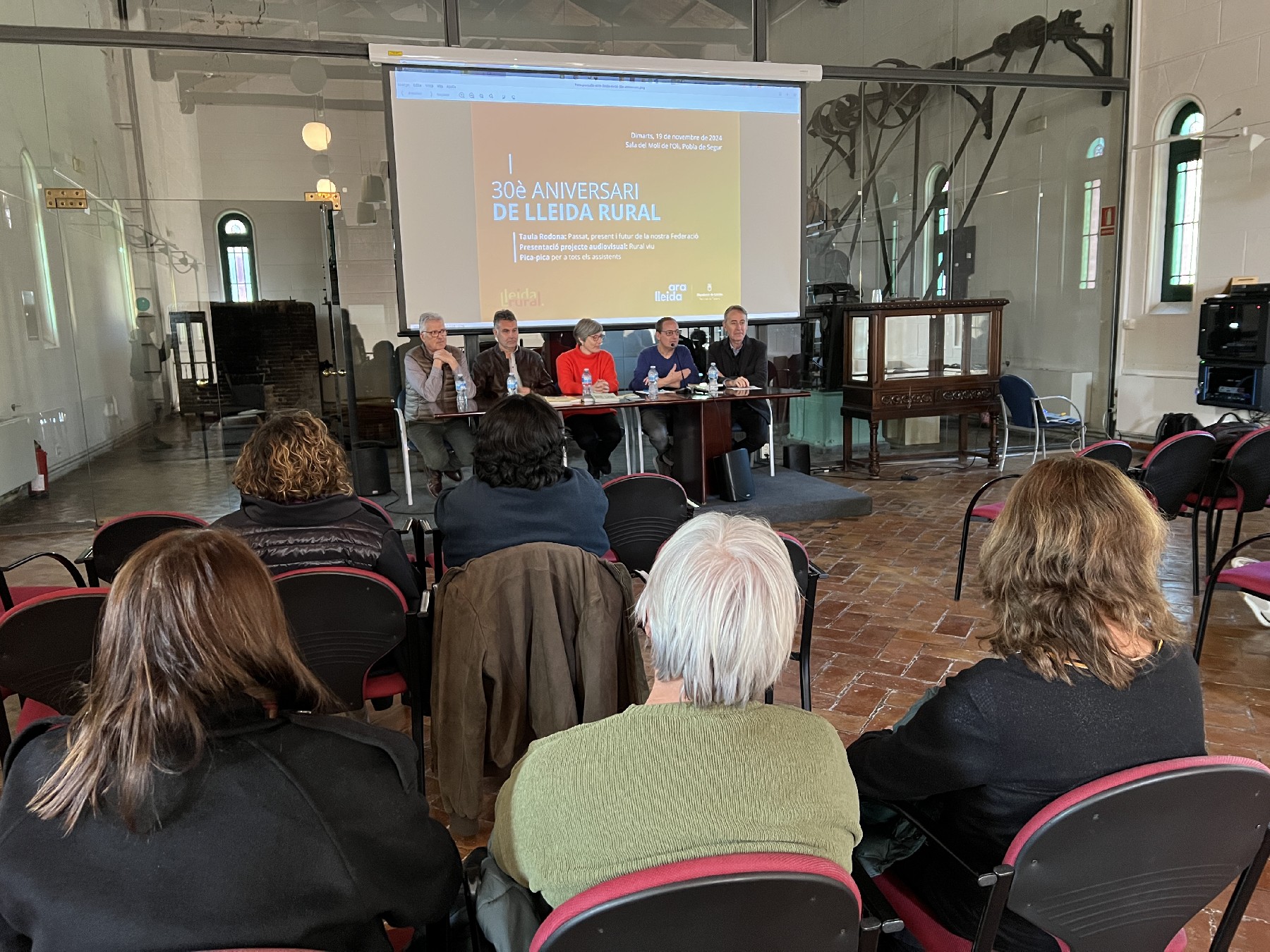 La Federaci de cases rurals de Lleida ha celebrat els 30 anys de la seva creaci a la Pobla de Segur amb una taula rodona