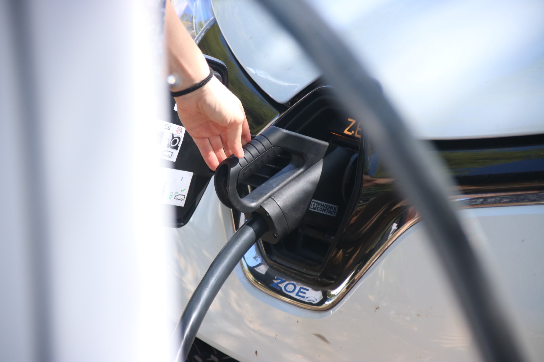 0B0D011228F5E17Fb944Dd35D9Ea15883Fb0252E9414483F93B7Decda8F84Afb