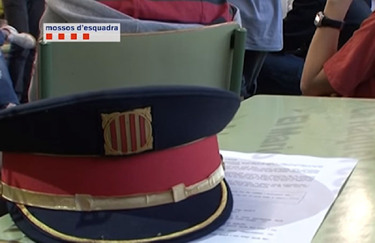 60Add933Fe284F87E6070A166Ee1A745Gorramossos