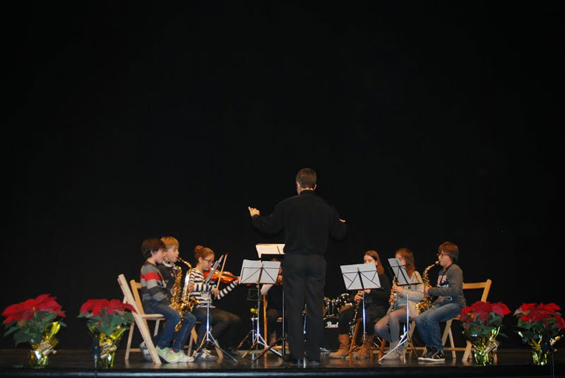 F0C1661F00713D95E276Faf0376F4E96Concertemmb