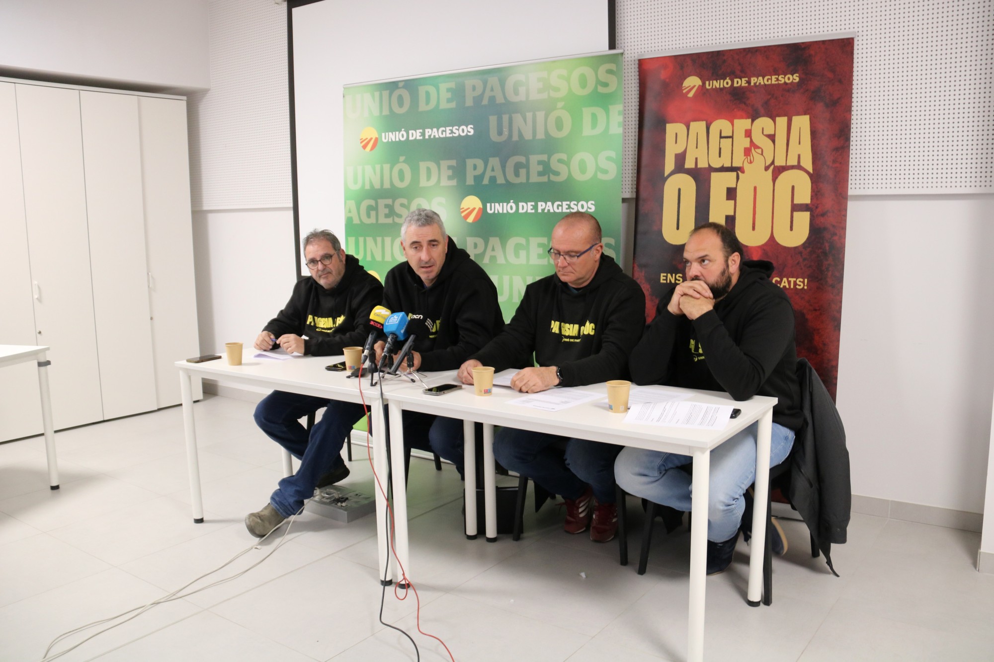 Roda de premsa amb representants dels diferents sectors d'Unió de Pagesos