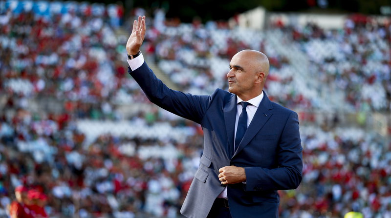 Robert Martínez saludant l'afició. Foto: Agència EFE.