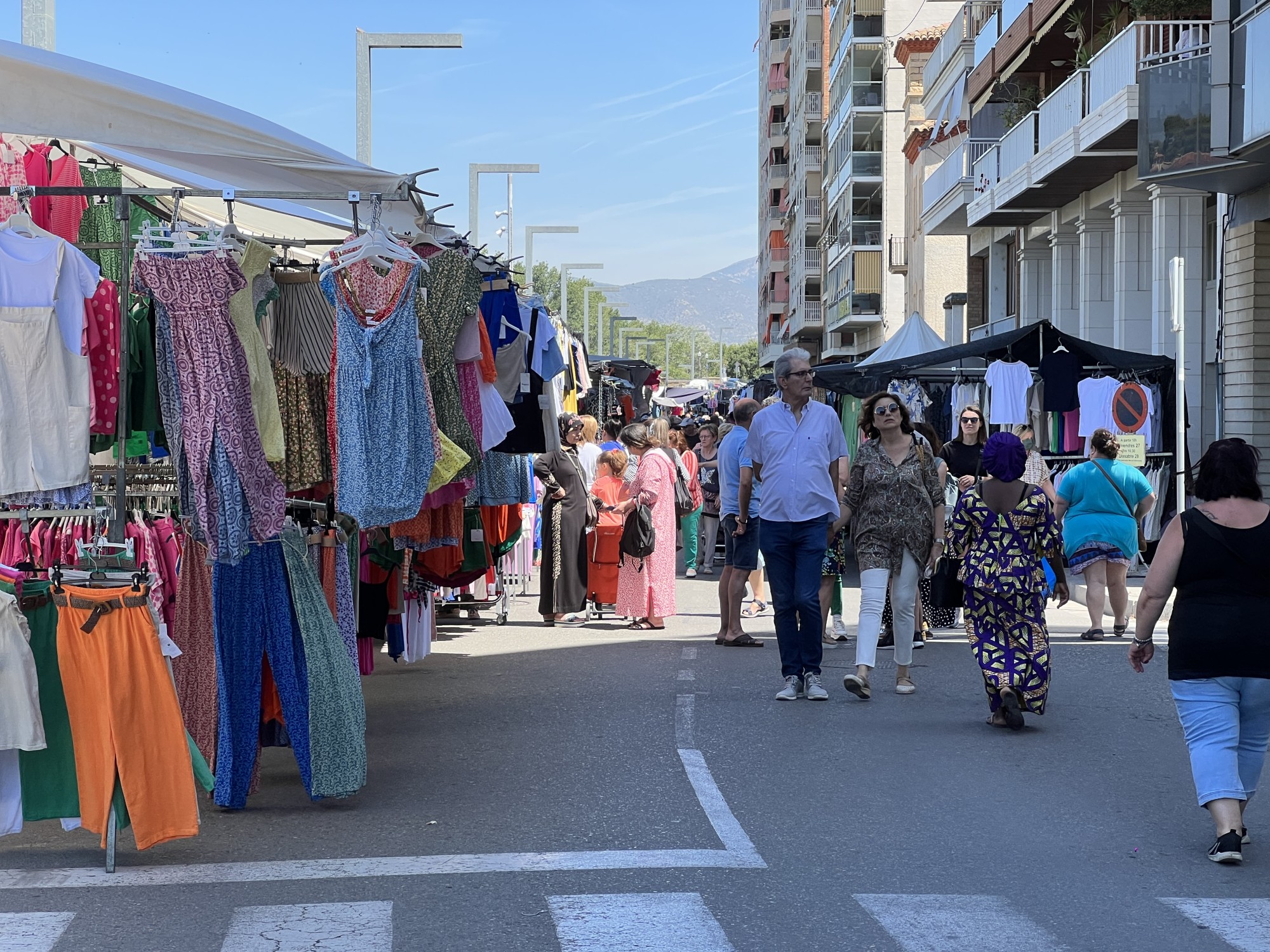 Mercat al carrer Pere III - Arxiu