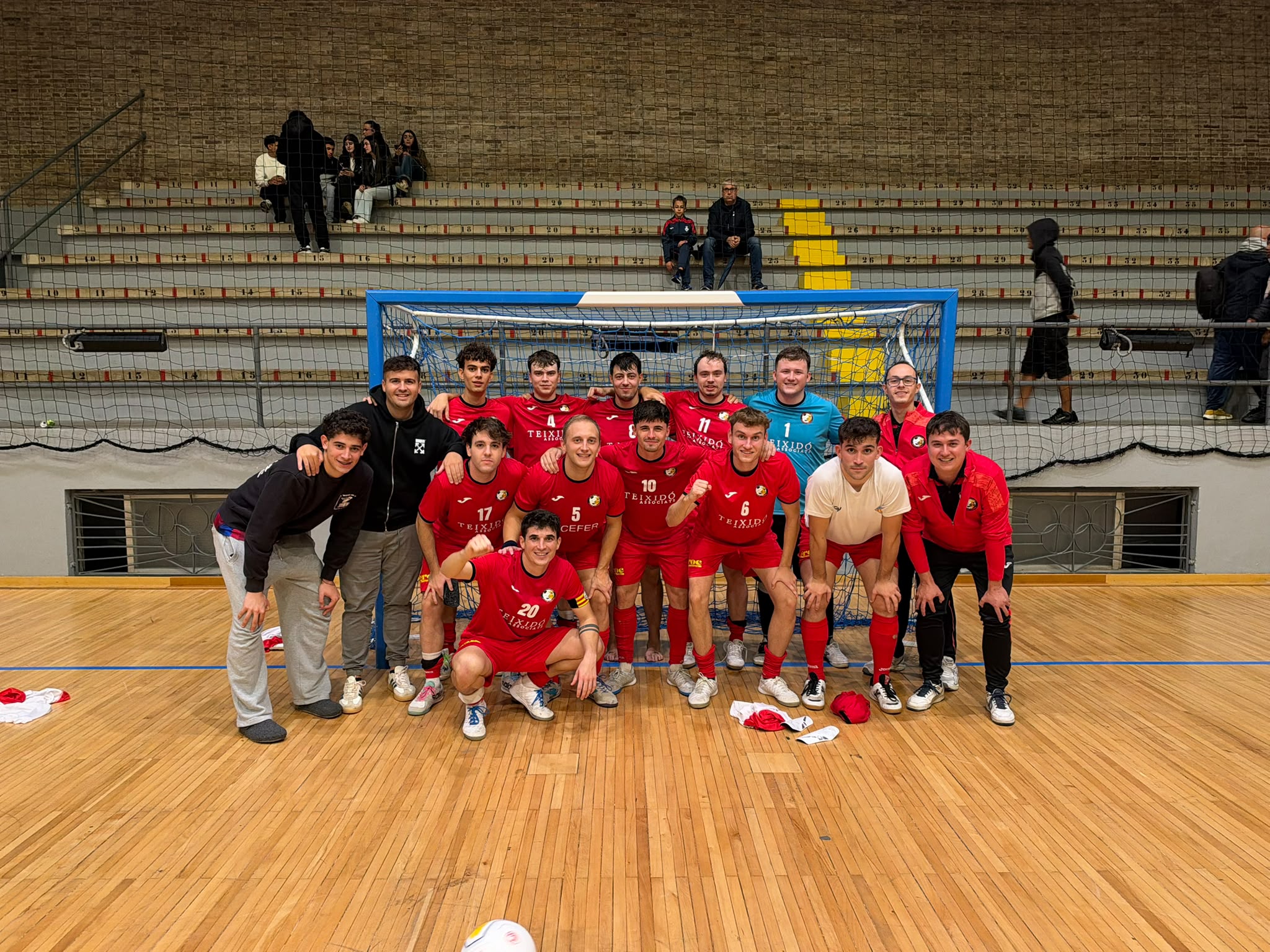 El CFS Balaguer Vedruna després de la victòria