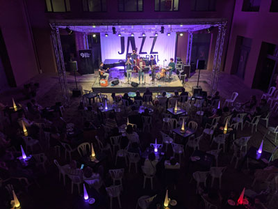 JAZZ AL PATI (només disponible a la carta)