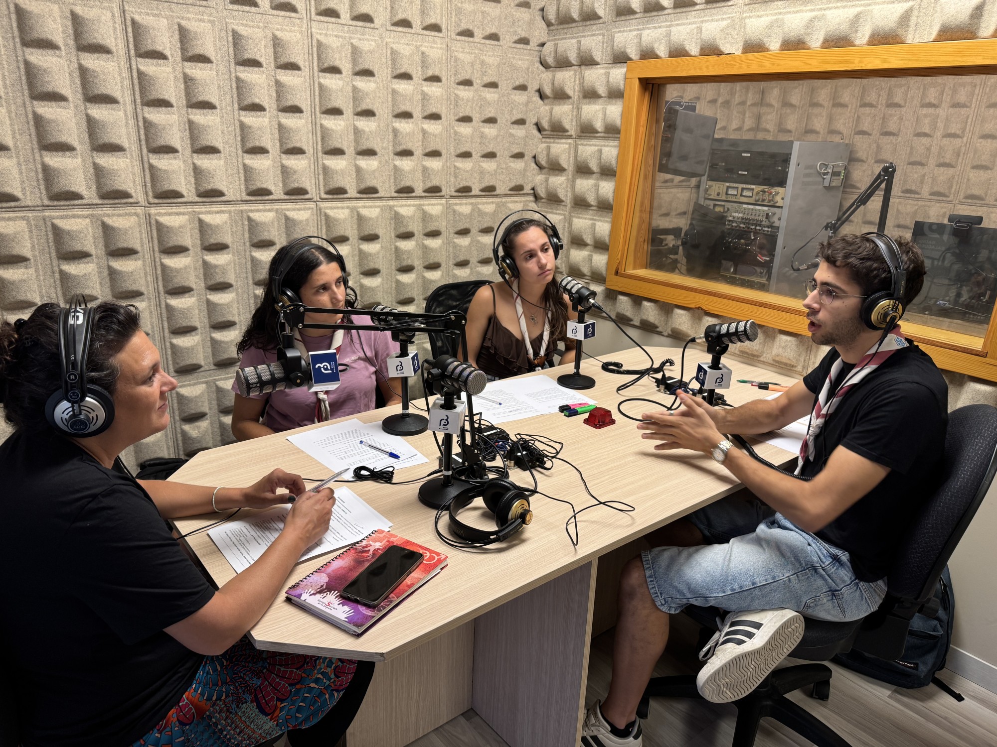 Imatge del programa MÉS ENLLÀ DEL NAS